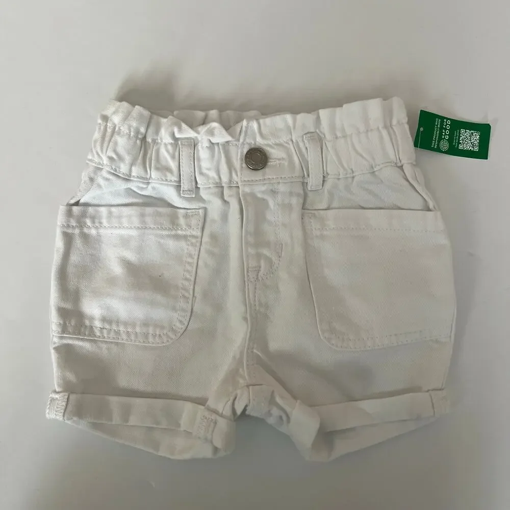 NEW Baby Gap white shorts - Picture 2 of 7